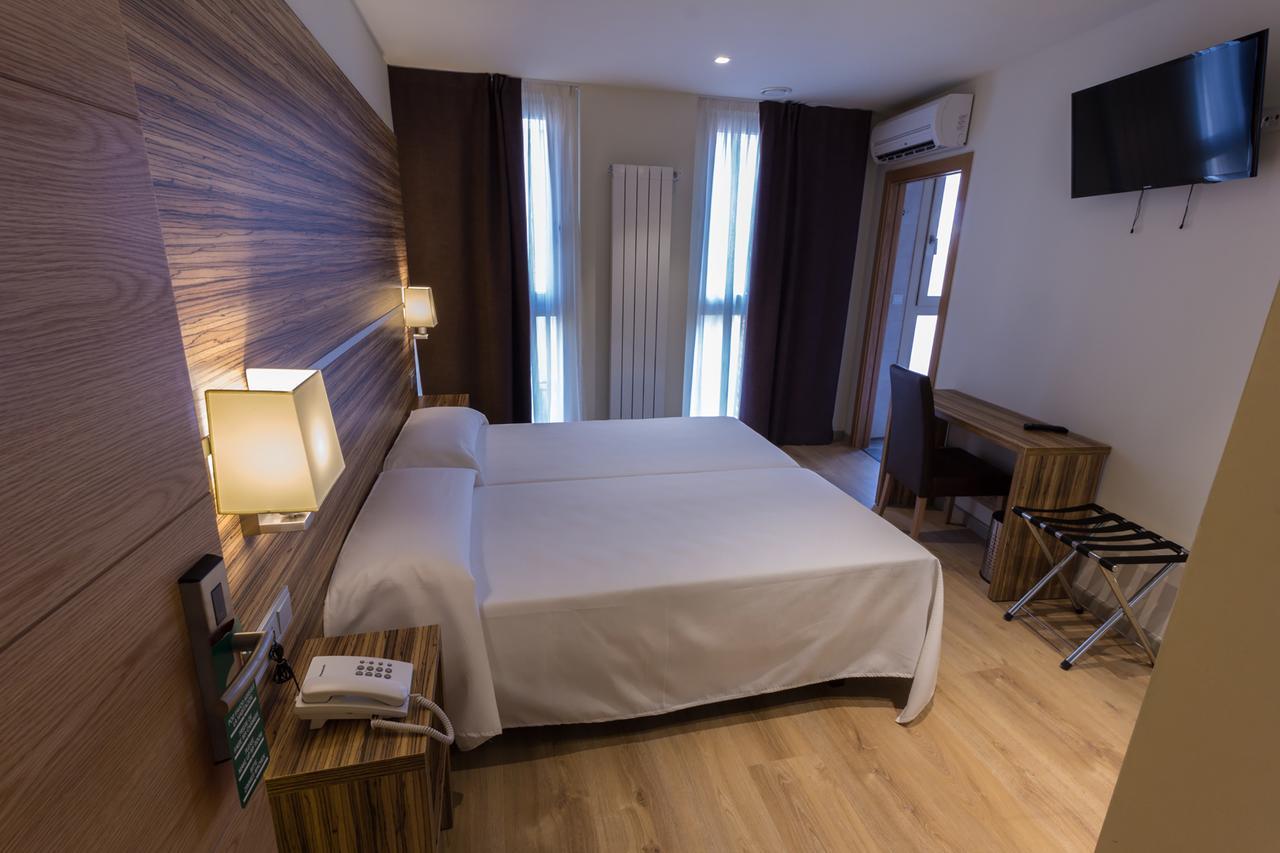 Hotel Novo Candido Ourense Buitenkant foto